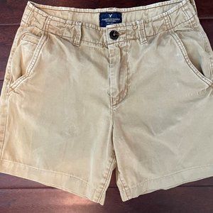 American Eagle shorts sz 28